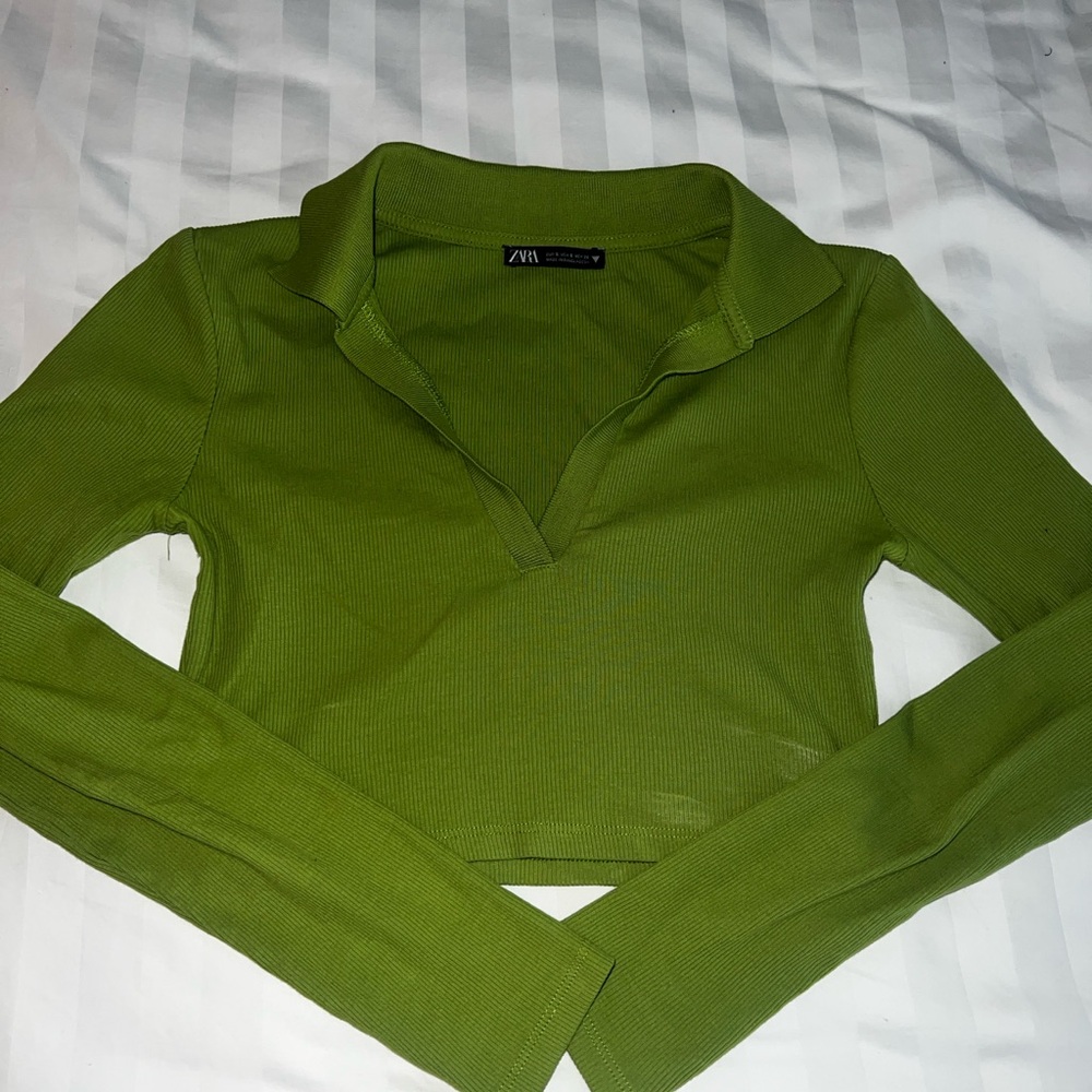 Zara Women's Green Long Sleeve Top